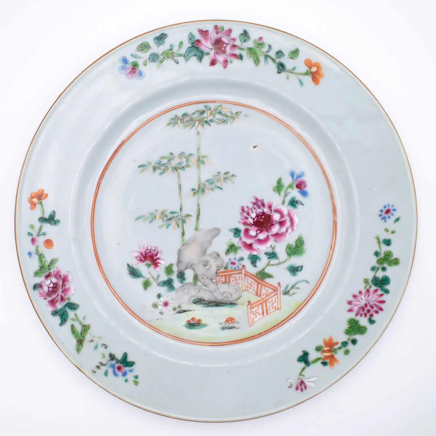 Antique Chinese Famille Rose Export Porcelain Plate. 18th Century, Qianlong Period