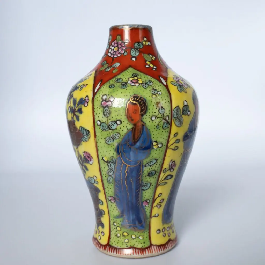 Clobbered Antique Chinese Kangxi Period Long Eliza Blue and White Porcelain Vase