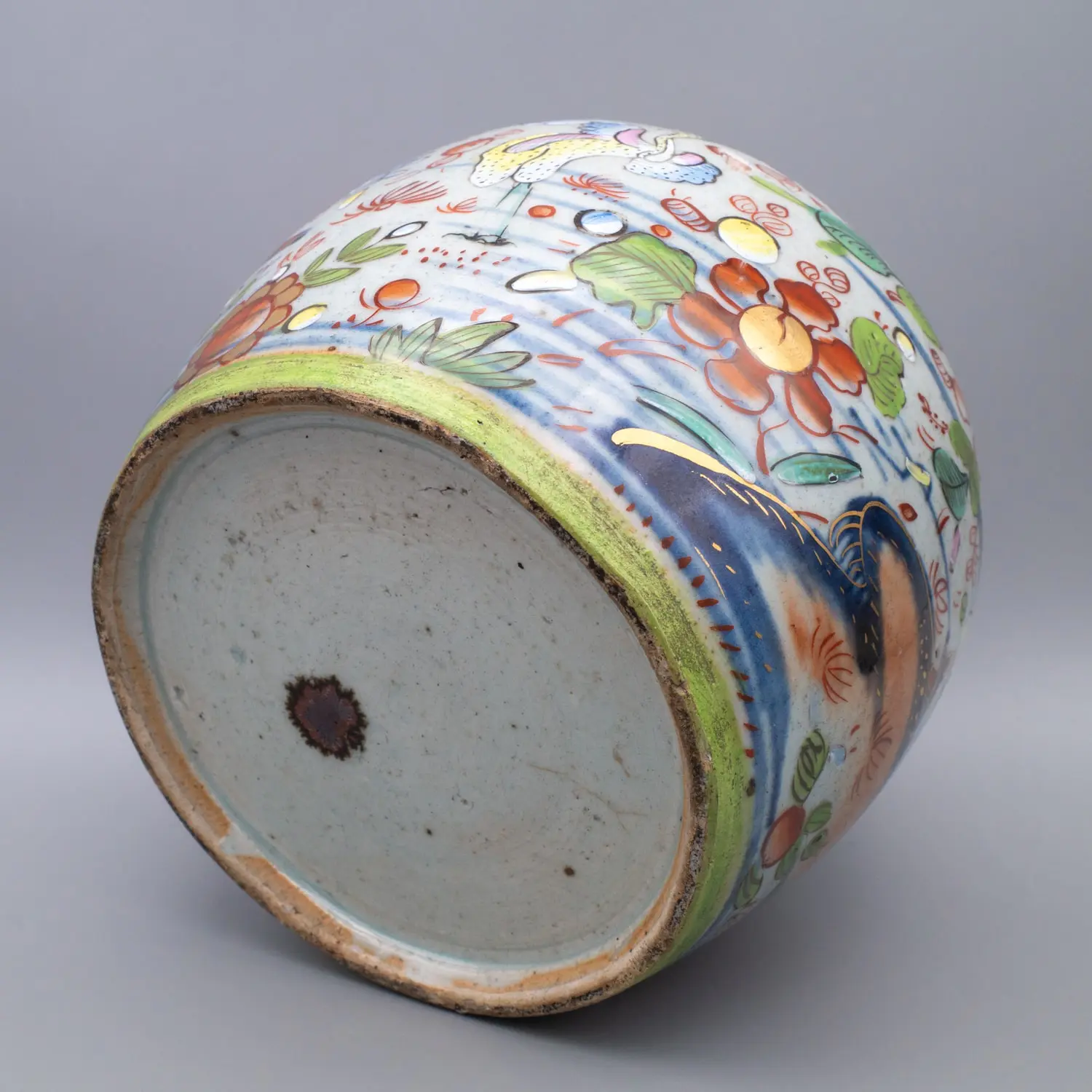 Antique Chinese Clobbered Blue and White Porcelain Jar. Qing Dynasty, 19th Century