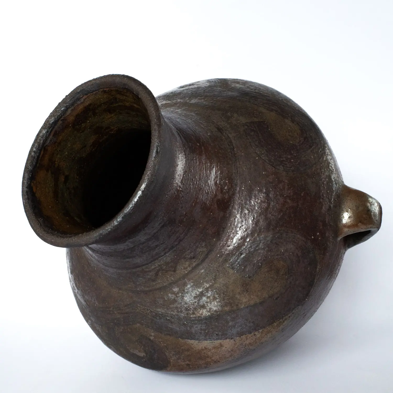 Fine Japanese Tamba-Tachikui or Echizen Ware Jar in Chinese Neolithic Style