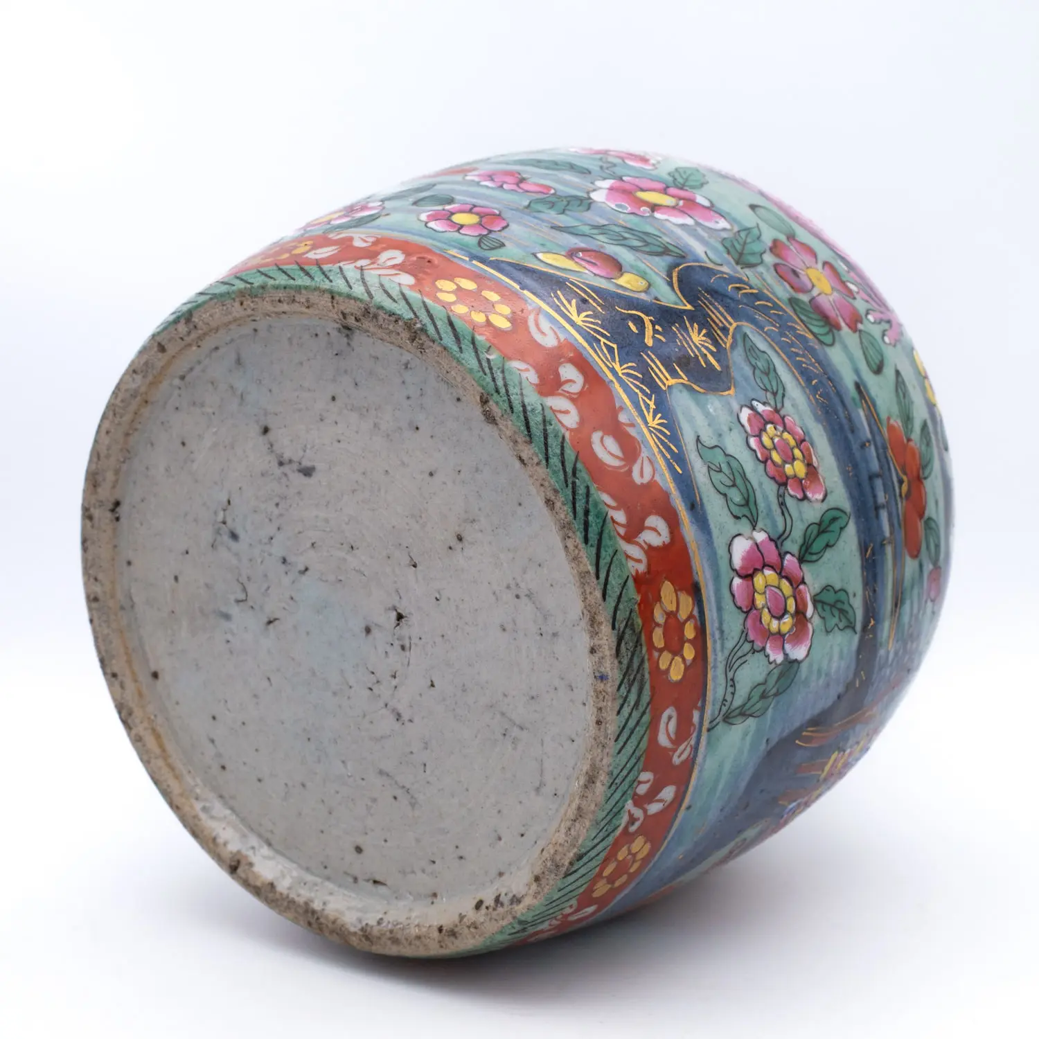 Rare Antique Chinese Clobbered Blue and White Jar. 19th Century, Qing Dynasty