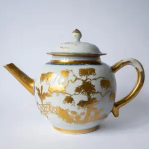 Antique Chinese Porcelain Teapot With Bianco Sopra Bianco and Gilt Decoration. 18th Century