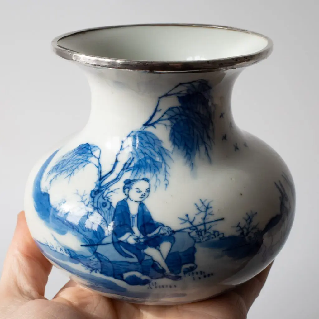 Chinese Antique Bleu de Hue Vietnamese Market Porcelain Zhadou Bowl 19th Century
