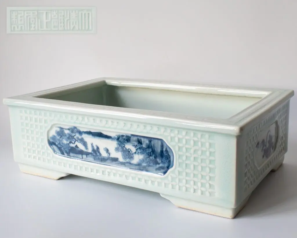 Chinese Vintage Celadon Glazed Blue White Porcelain Bulb Pot Republic PRoC 20thC 