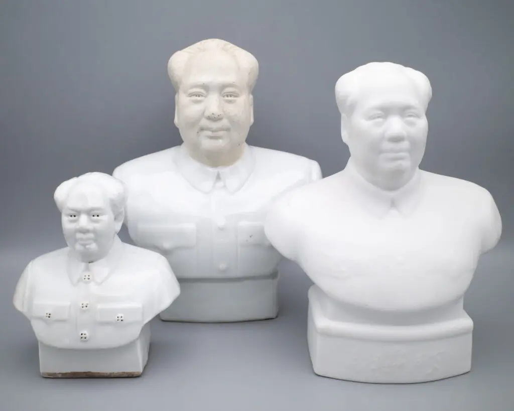 Rare Chinese Vintage Porcelain Busts of Chairman Mao Zedong PRoC 20th Century
