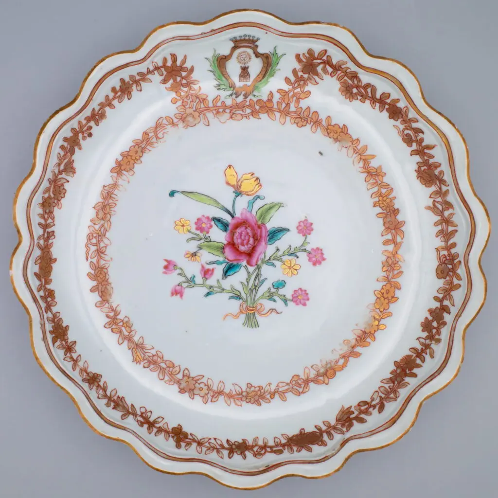 Rare Chinese Antique 18th C Qianlong Period Armorial Famille Rose Porcelain Dish
