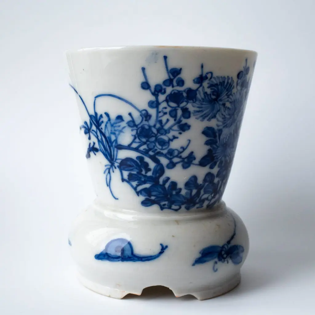 Antique Japanese Blue and White Seto Porcelain Vase With Flowers 20thC EXC
