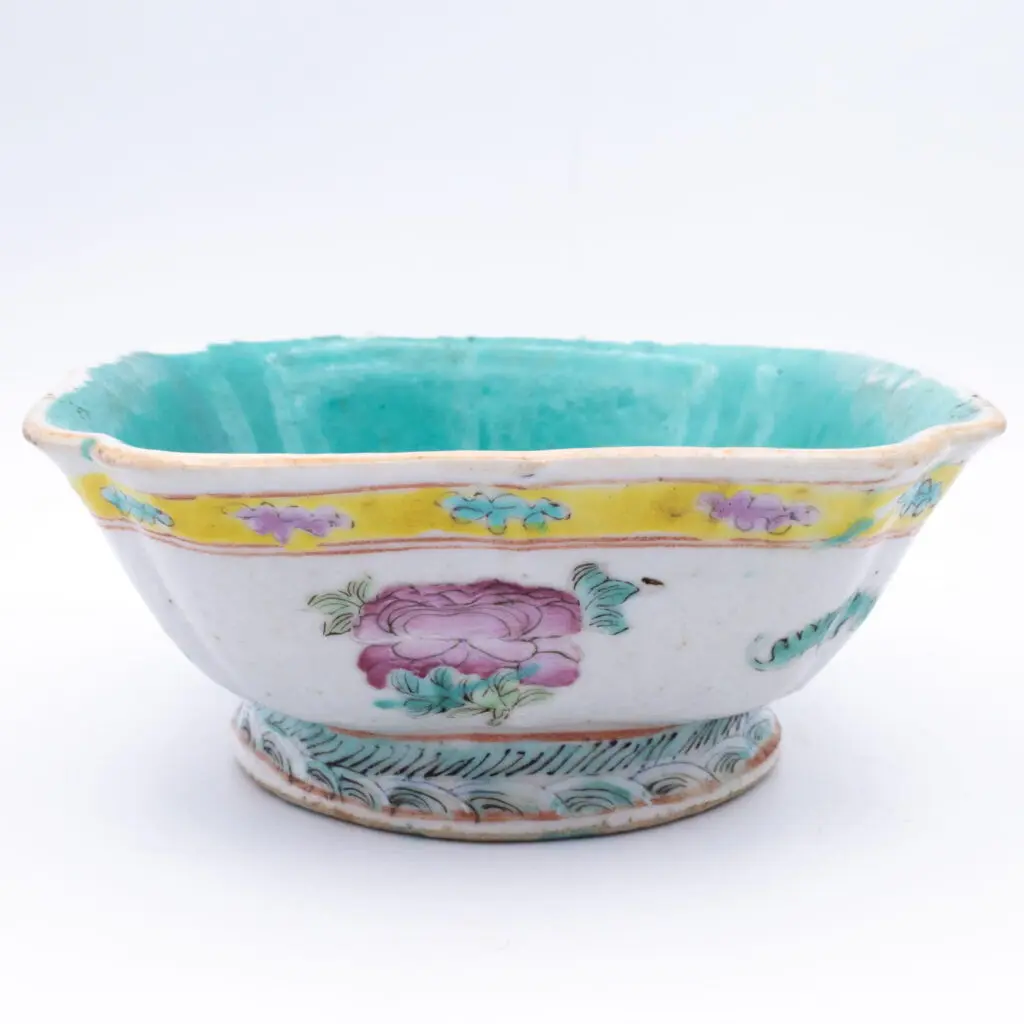 Chinese Antique 19th C Qing Dynasty Famille Rose Porcelain Footed Bowl 15x15x7cm