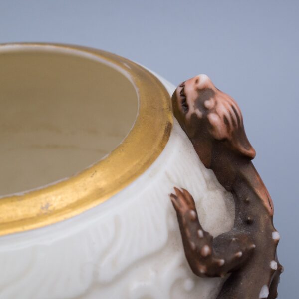 Antique Royal Worcester Porcelain Brush Washer with Chilong Dragon. English Aesthetic Movement Porcelain in Chinese Style. Date mark 1877