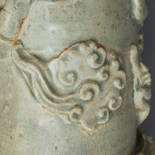 Large Chinese Late Song to Yuan Dynasty Qingbai Funerary Urn. Height 67 cm.
