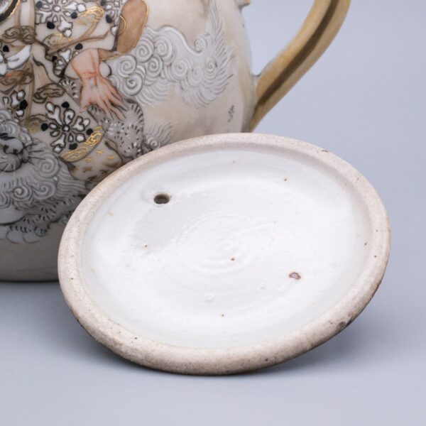 Antique Japanese Seto Porcelain Teapot by Kawamoto Masukichi II (1852-1918). Meiji Period