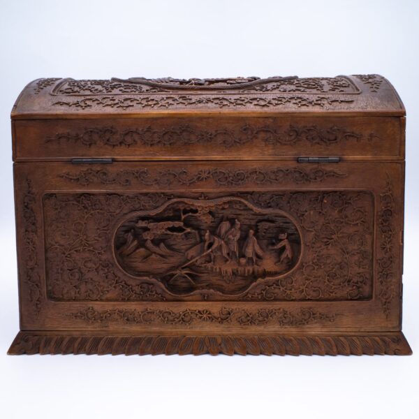 Fine Cantonese Export Relief-Carved Sandalwood Box With Domed Lid. Qing Dynasty, 19th century