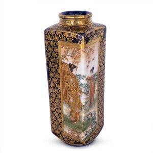 Fine Antique Japanese Miniature Satsuma Vase by Kinkozan. Meiji Period