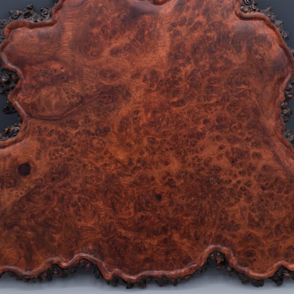 Fine Japanese Carved Burr Wood Dai or Jitta Display Stand. 27x21 cm