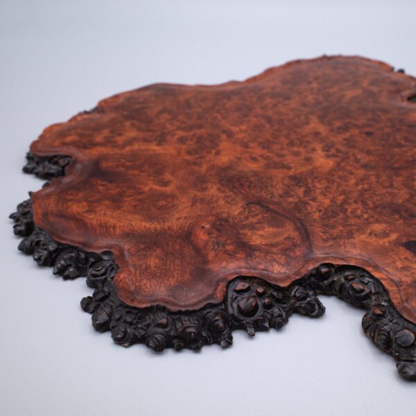 Fine Japanese Carved Burr Wood Dai or Jitta Display Stand. 27x21 cm