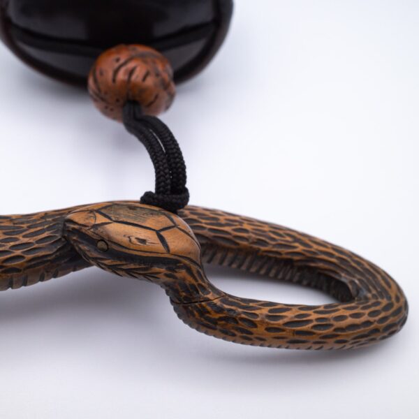 Antique Japanese Carved Wood Snake-shaped Kiseruzutsu With Human Skull Tonkotsu. 19th century