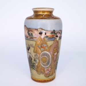 Fine Antique Japanese Miniature Satsuma Vase by Kizan 貴山. Meiji Period