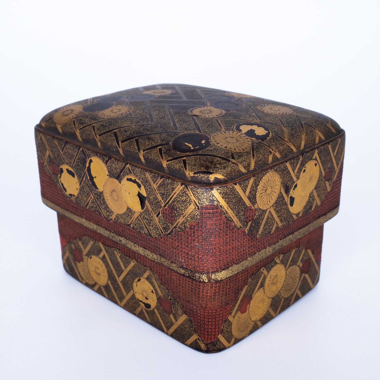Fine Antique Japanese Gilt Lacquered Kobako Incense Box. Edo Period