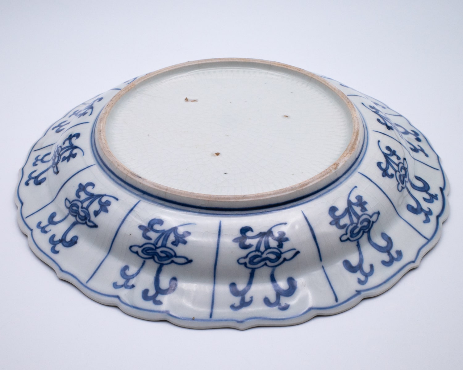 Pair of Antique Japanese Fuyode Kraak Style Blue and White Porcelain Dishes. Edo Period