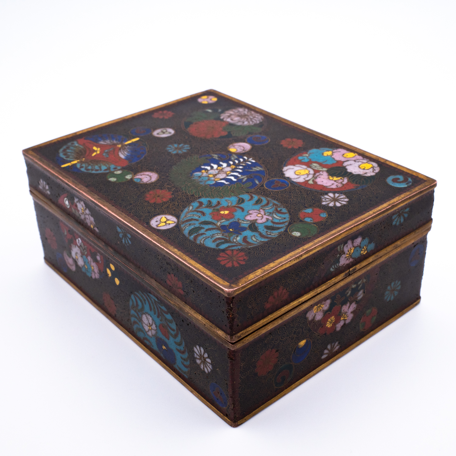 Fine Antique Japanese Cloisonné Enamelled Rectangular Box and Cover. Meiji period