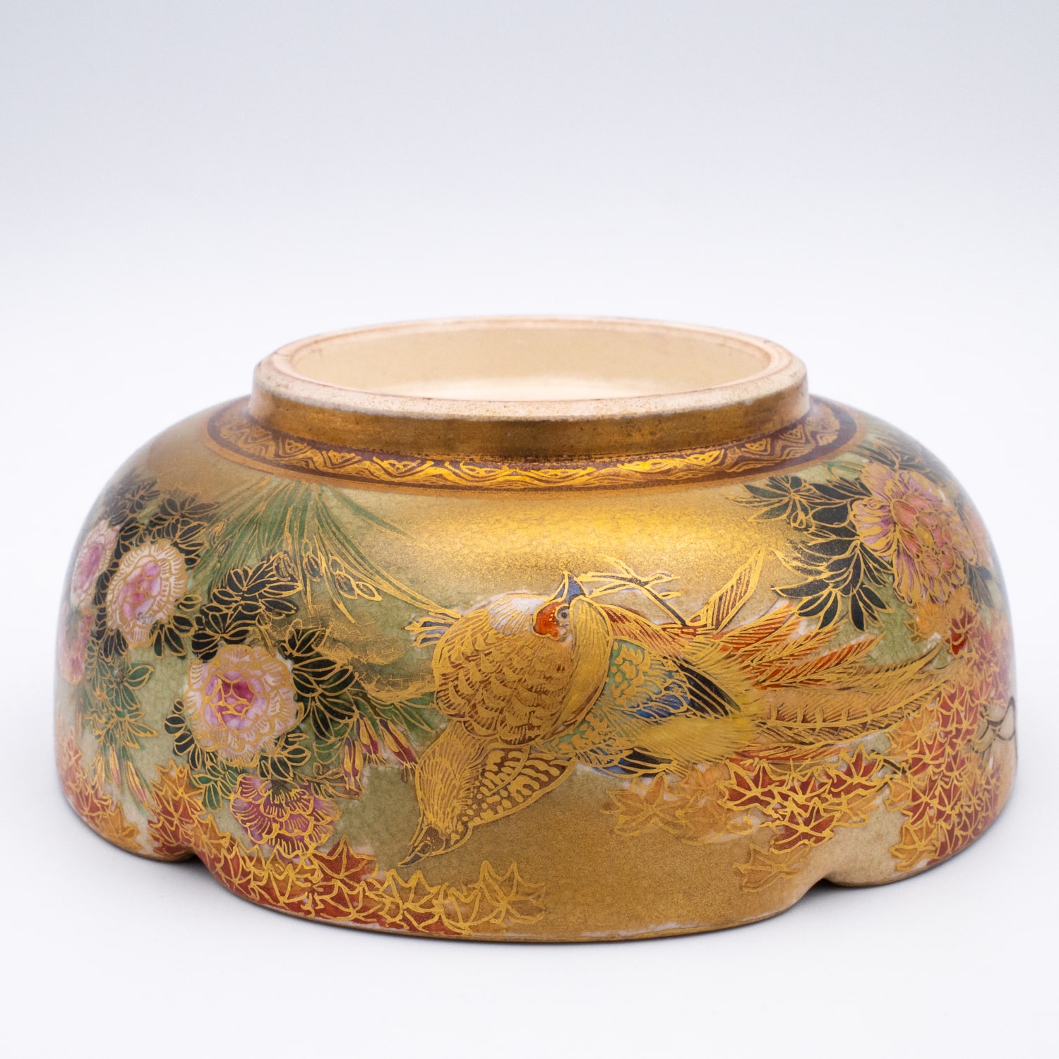 Antique Japanese Satsuma Pottery Bowl Marked 神山. Early 20th century