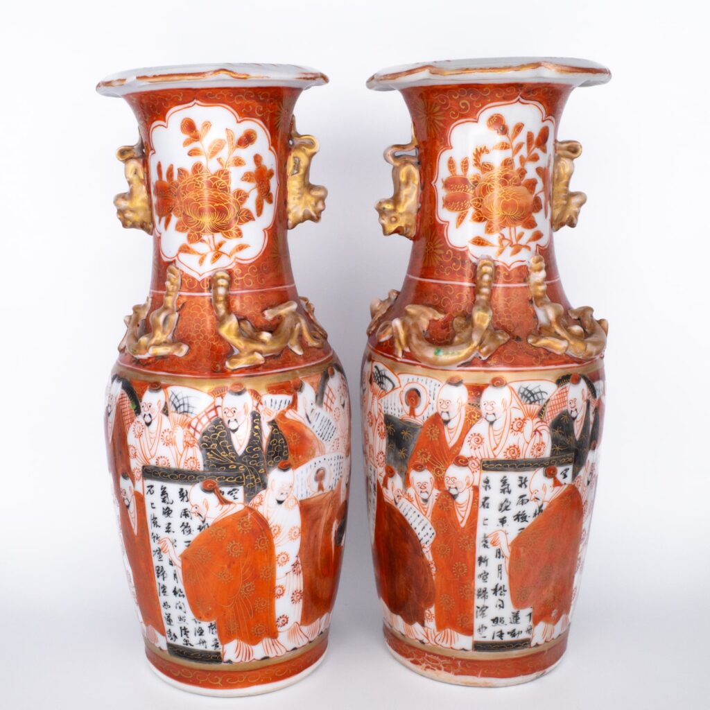 Antique Chinese Rouge de Fer Porcelain Vases in Japanese Kutani Style. Late Qing Dynasty
