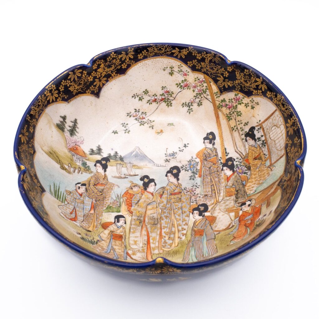 Antique Japanese Blue-Ground Satsuma Pottery Bowl by Kusube 楠部. Meiji Period