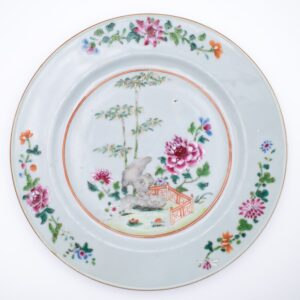 Antique Chinese Famille Rose Export Porcelain Plate. 18th Century, Qianlong Period