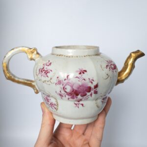 Antique Chinese 18th Century Export Porcelain Teapot With Puce Decoration