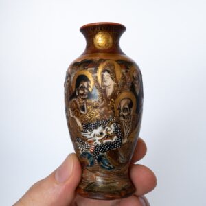Fine Antique Japanese Satsuma Pottery Rakan Vase by Hododa 保土田 Meiji Period