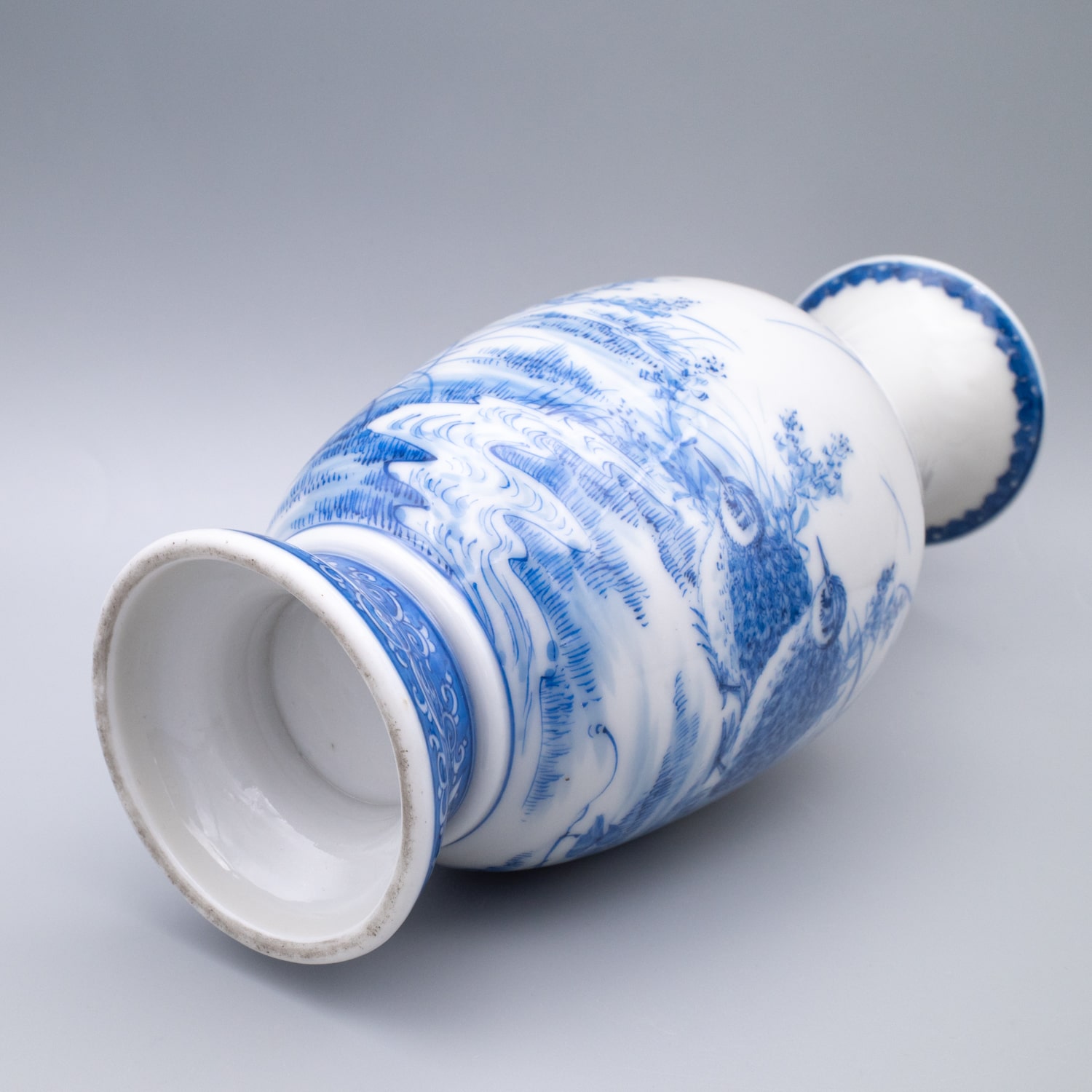 Fine Antique Japanese Blue and White Seto Porcelain Vase With Quails. Meiji Period