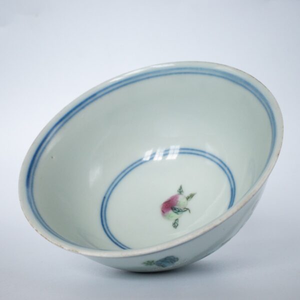 Chinese Antique or Vintage Famille Rose Porcelain Bowl. Underglaze Blue Qianlong Mark