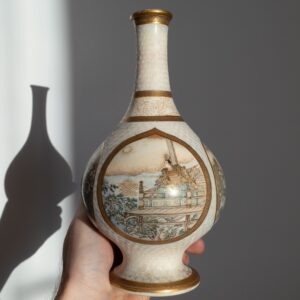 Fine Antique Japanese Satsuma Vase. Meiji Period, Late 19th - Early 20th Century