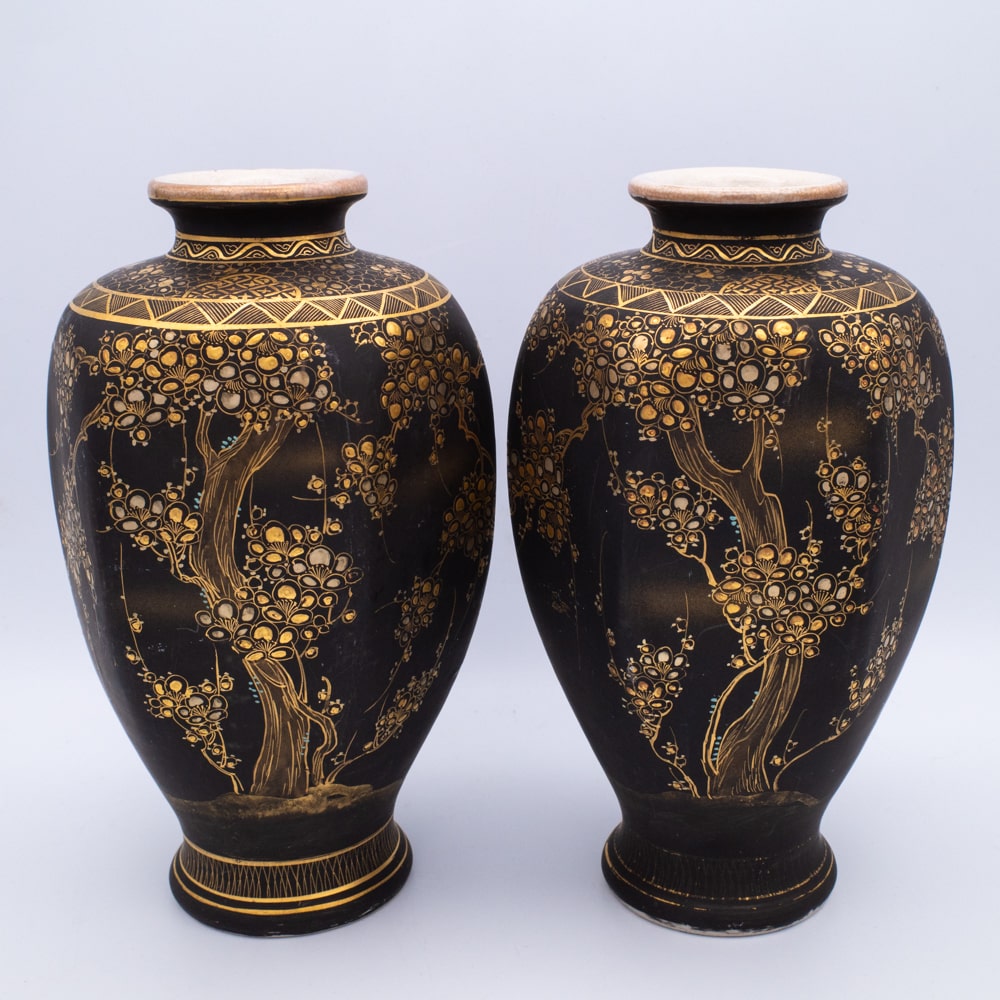 Antique Japanese Matt Black Gilt Satsuma Pottery Vases by Hakuzan Early 20th c.