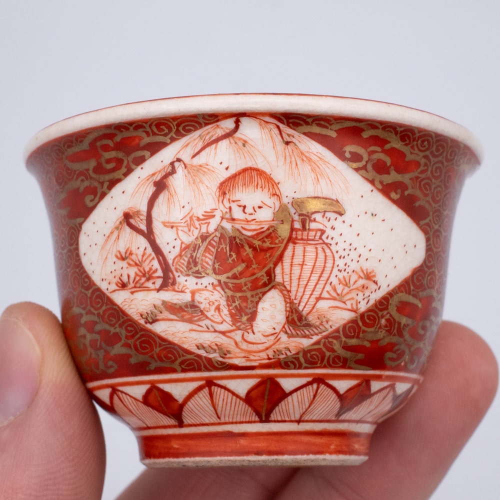 Fine Antique Japanese Aka-e Kutani Porcelain Miniature Cup Meiji Period 九谷 Mark