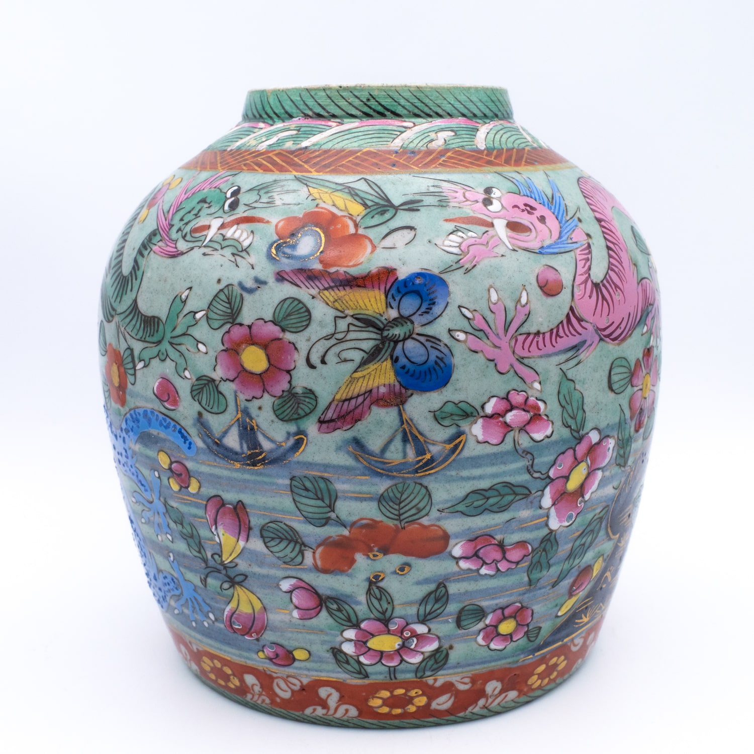 Rare Antique Chinese Clobbered Blue and White Jar. 19th Century, Qing Dynasty