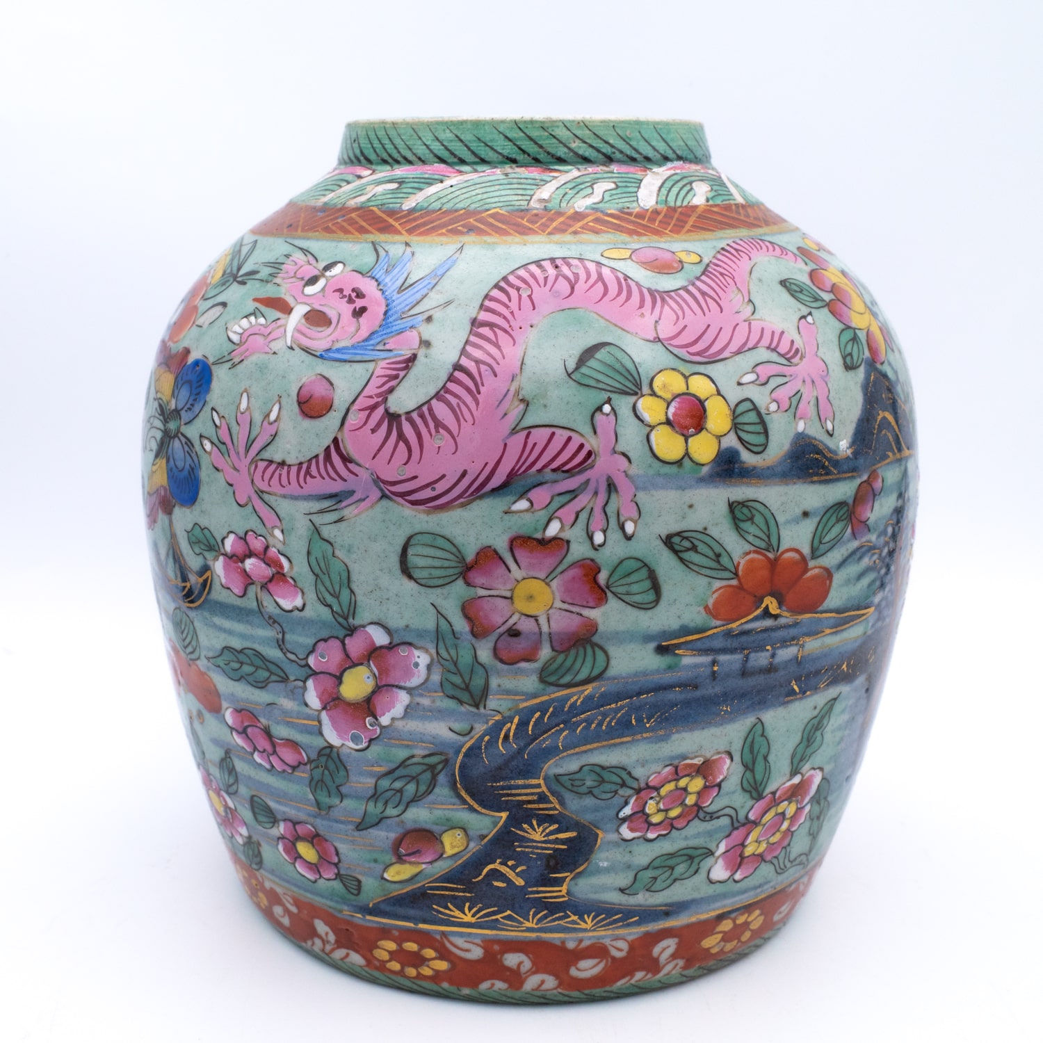 Rare Antique Chinese Clobbered Blue and White Jar. 19th Century, Qing Dynasty