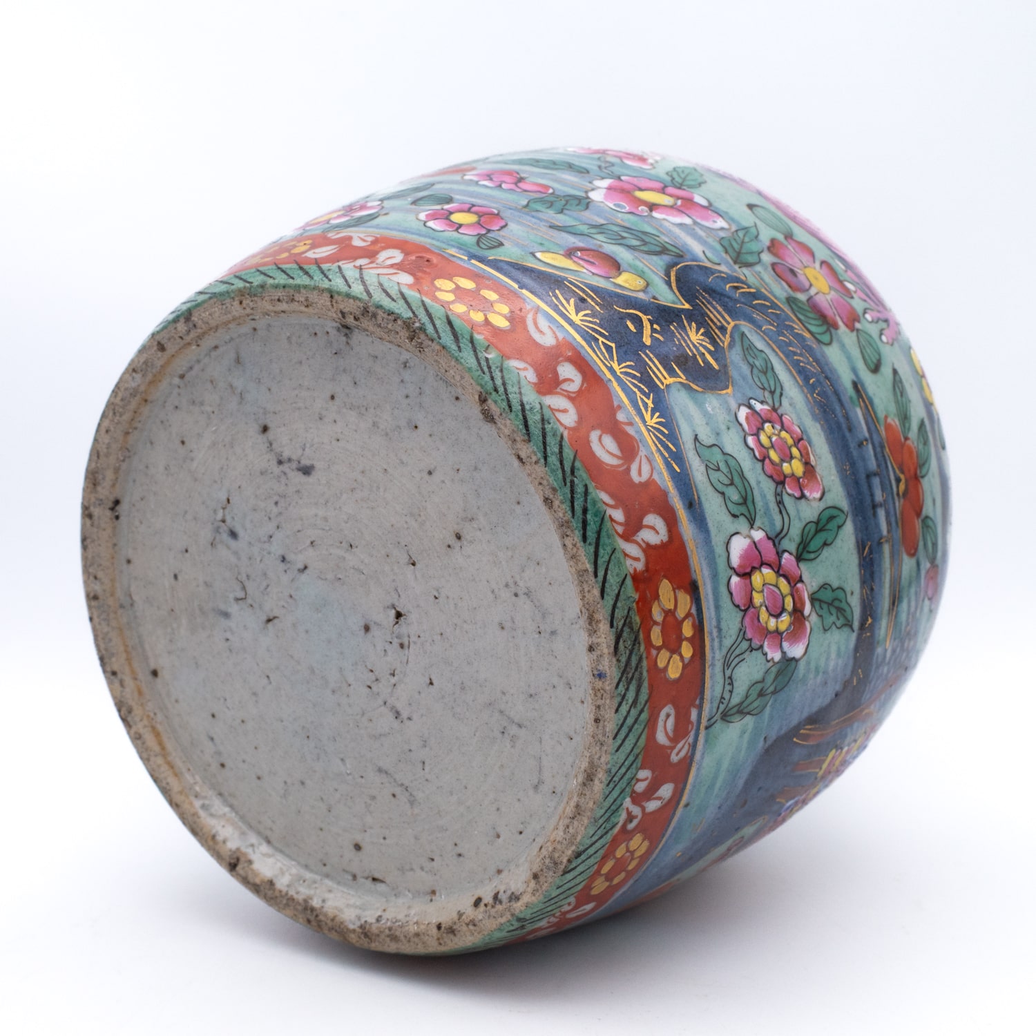 Rare Antique Chinese Clobbered Blue and White Jar. 19th Century, Qing Dynasty