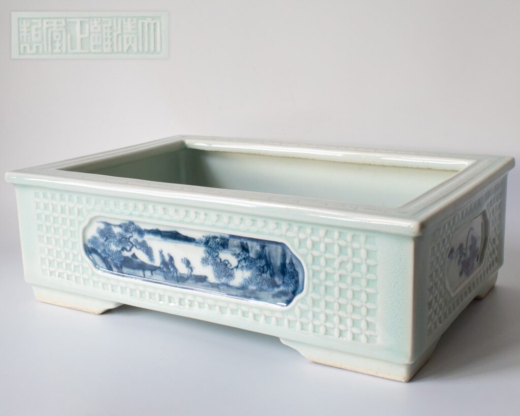 Chinese Vintage Celadon Glazed Blue White Porcelain Bulb Pot Republic PRoC 20thC